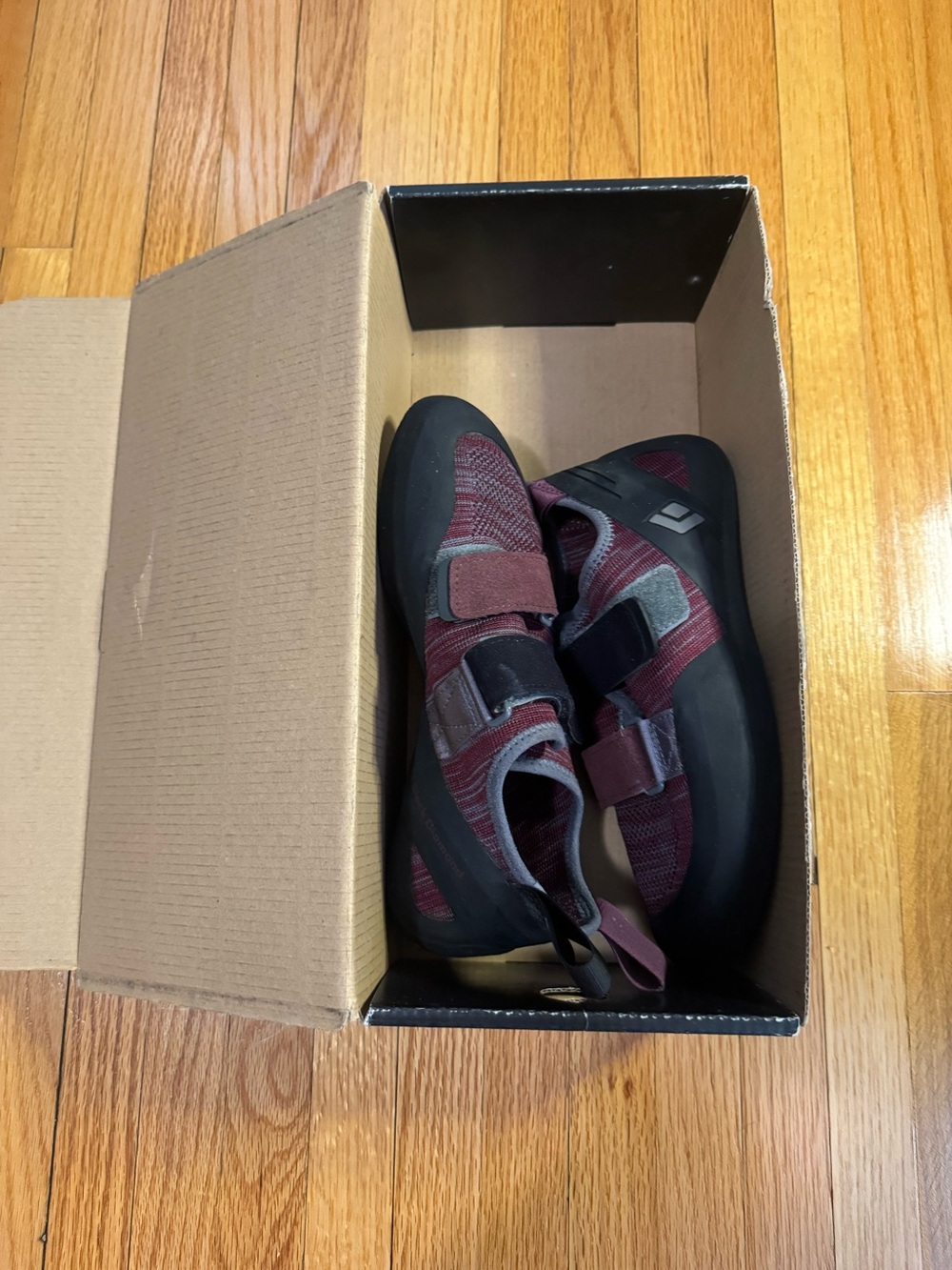 Black Diamond Momentum Women’s Size 8 Climbing Shoes